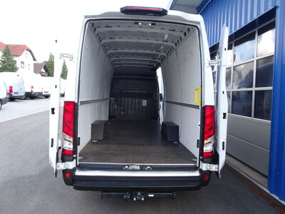 Iveco Daily Gebrauchtwagen Iveco Daily Gebrauchtwagen