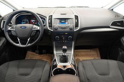 Ford S-MAX Gebrauchtwagen