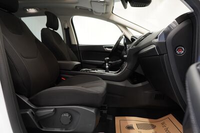 Ford S-MAX Gebrauchtwagen