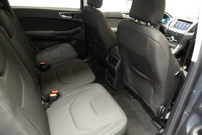 Ford S-MAX Gebrauchtwagen