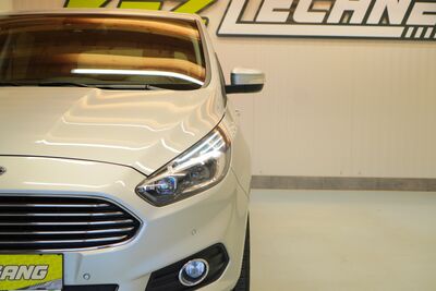 Ford S-MAX Gebrauchtwagen