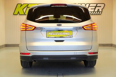 Ford S-MAX Gebrauchtwagen