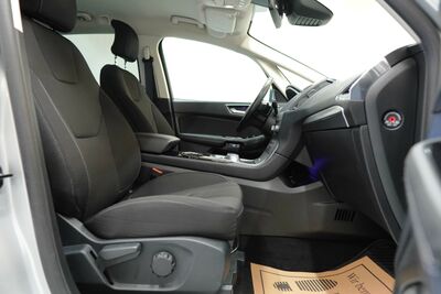 Ford S-MAX Gebrauchtwagen