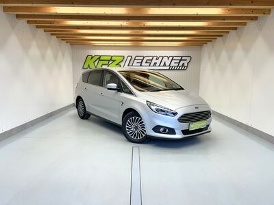 Ford S-MAX Gebrauchtwagen