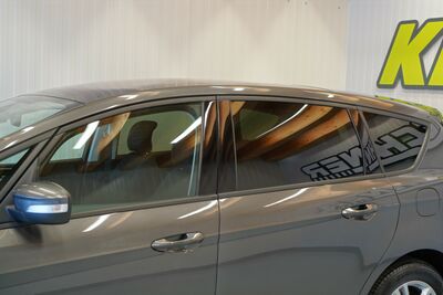 Ford S-MAX Gebrauchtwagen