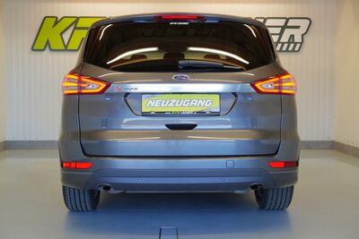 Ford S-MAX Gebrauchtwagen
