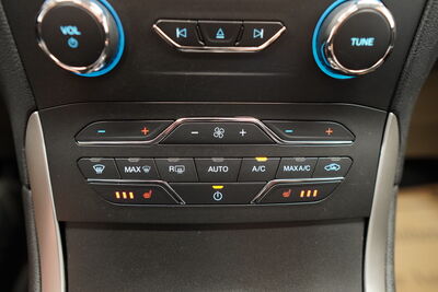 Ford S-MAX Gebrauchtwagen