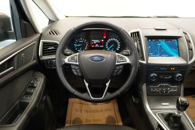 Ford S-MAX Gebrauchtwagen