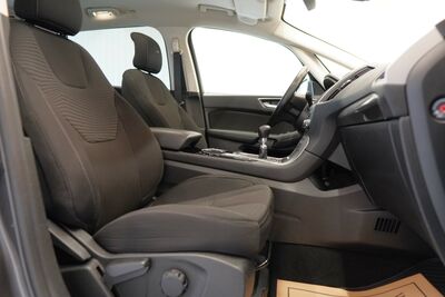 Ford S-MAX Gebrauchtwagen