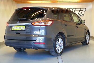 Ford S-MAX Gebrauchtwagen