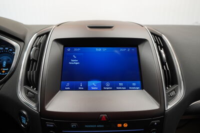 Ford S-MAX Gebrauchtwagen