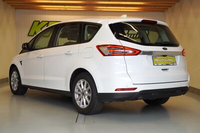 Ford S-MAX Gebrauchtwagen