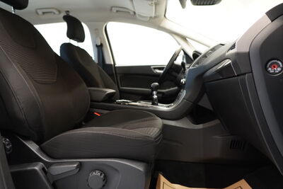 Ford S-MAX Gebrauchtwagen