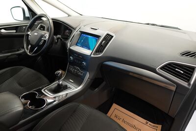 Ford S-MAX Gebrauchtwagen