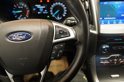 Ford S-MAX Gebrauchtwagen