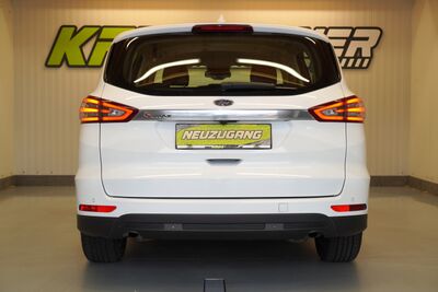 Ford S-MAX Gebrauchtwagen