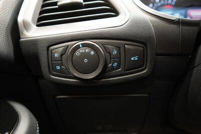 Ford S-MAX Gebrauchtwagen