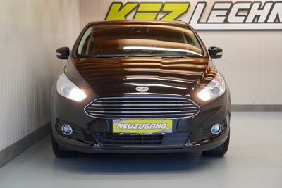 Ford S-MAX Gebrauchtwagen