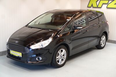 Ford S-MAX Gebrauchtwagen