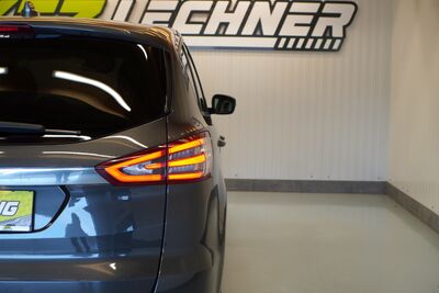 Ford S-MAX Gebrauchtwagen