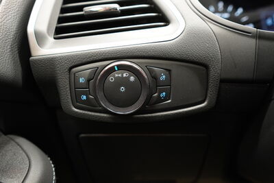 Ford S-MAX Gebrauchtwagen