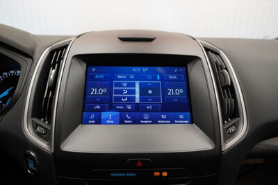 Ford S-MAX Gebrauchtwagen