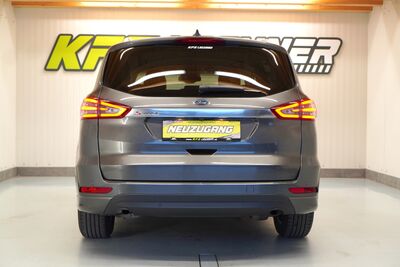 Ford S-MAX Gebrauchtwagen