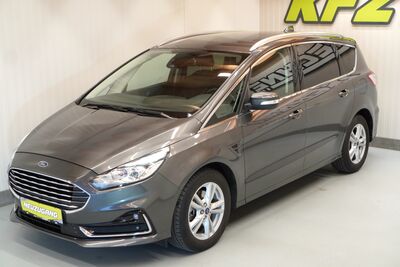 Ford S-MAX Gebrauchtwagen