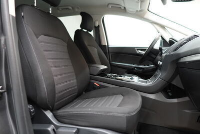 Ford S-MAX Gebrauchtwagen