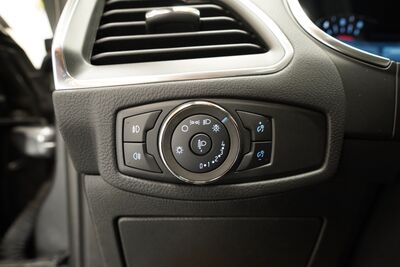 Ford S-MAX Gebrauchtwagen