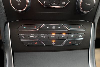 Ford S-MAX Gebrauchtwagen