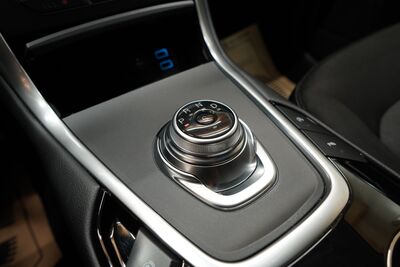 Ford S-MAX Gebrauchtwagen