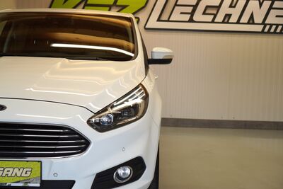 Ford S-MAX Gebrauchtwagen