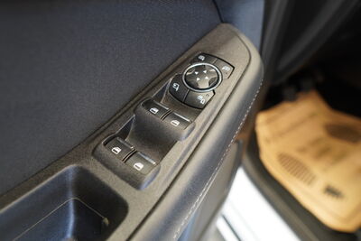 Ford S-MAX Gebrauchtwagen