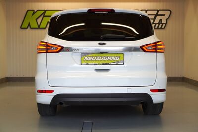 Ford S-MAX Gebrauchtwagen