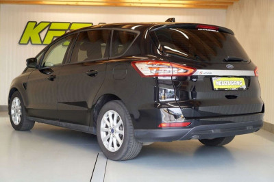 Ford S-MAX Gebrauchtwagen