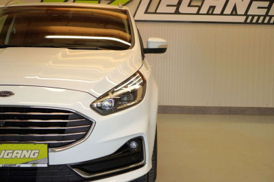 Ford S-MAX Gebrauchtwagen