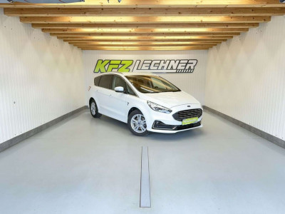 Ford S-MAX Gebrauchtwagen