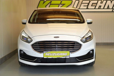 Ford S-MAX Gebrauchtwagen