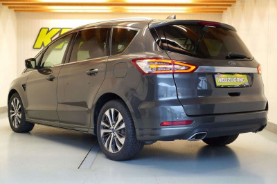 Ford S-MAX Gebrauchtwagen