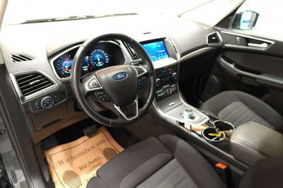 Ford S-MAX Gebrauchtwagen