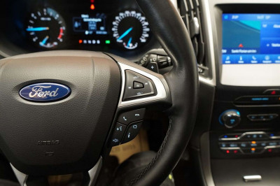 Ford S-MAX Gebrauchtwagen