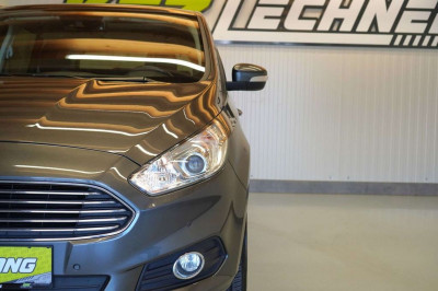 Ford S-MAX Gebrauchtwagen