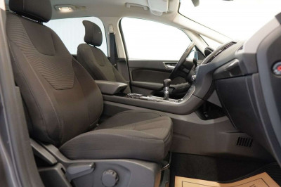 Ford S-MAX Gebrauchtwagen