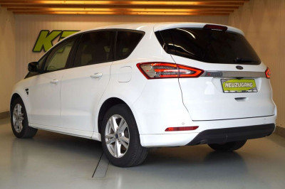 Ford S-MAX Gebrauchtwagen