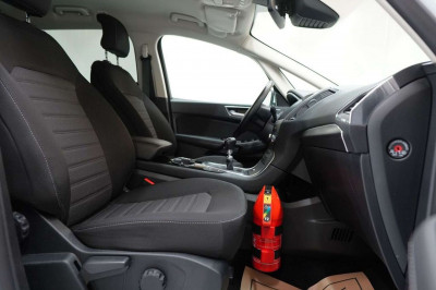 Ford S-MAX Gebrauchtwagen