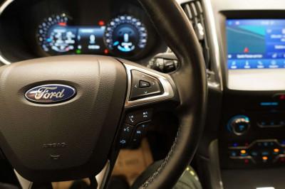 Ford S-MAX Gebrauchtwagen