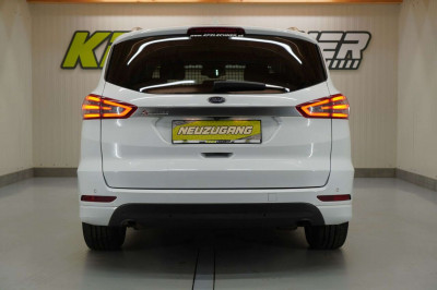 Ford S-MAX Gebrauchtwagen