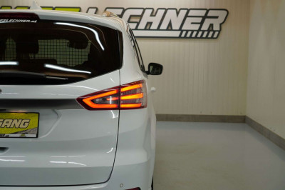 Ford S-MAX Gebrauchtwagen