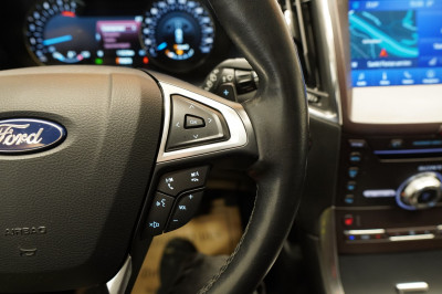 Ford S-MAX Gebrauchtwagen